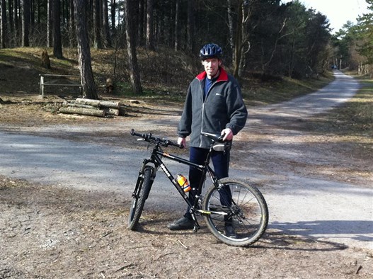 Sandor, nu nog op een ’leen’fiets, maar vanaf volgende week op een splinternieuwe mountainbike.